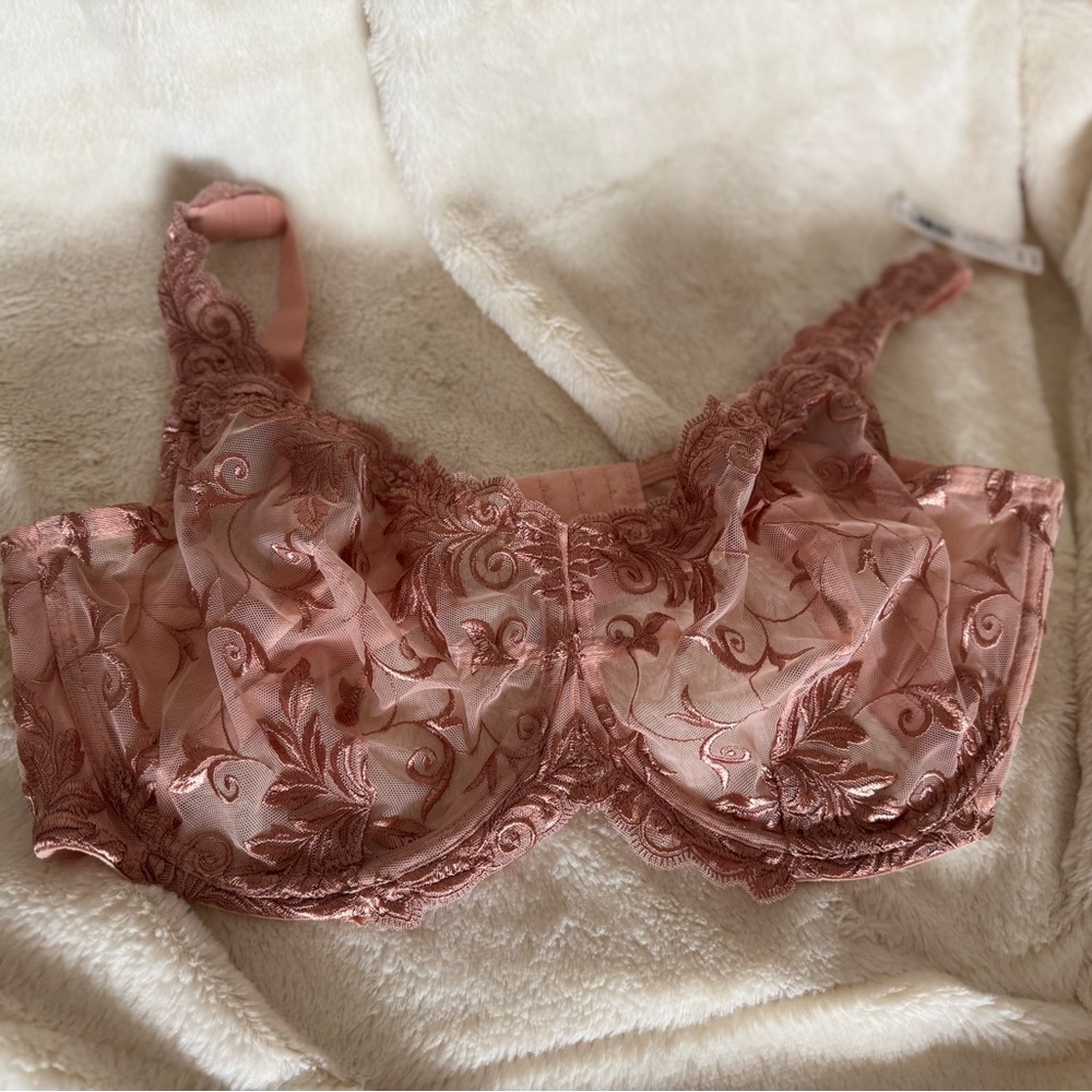 NWT Sensuous Lace Unlined Soma Lace Underwire Bra Rose Blush 40DDD